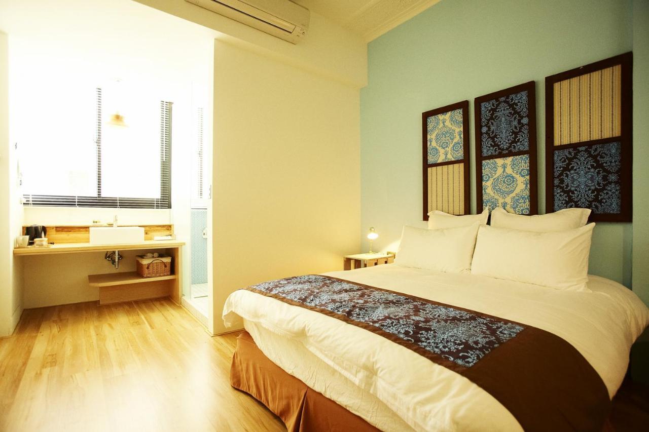 Your Fun Apartment 台南 エクステリア 写真